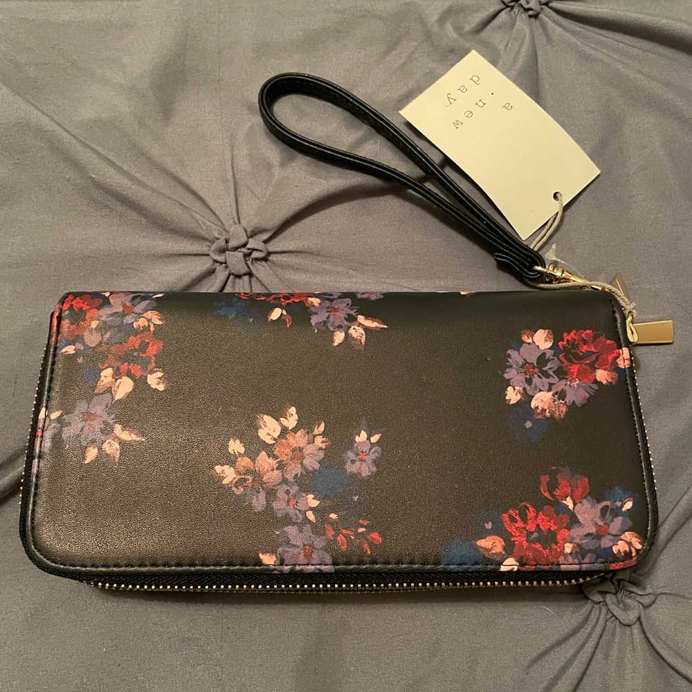 a new day Ladies Wallet Clutch Wristlet